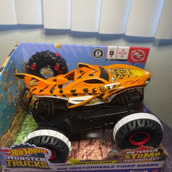 Hot Wheels Toys Hot Wheels Monster Trucks Hw Unstoppable Tiger